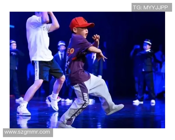 南京街舞队的力量与魅力探讨：街舞文化在城市中的影响与发展